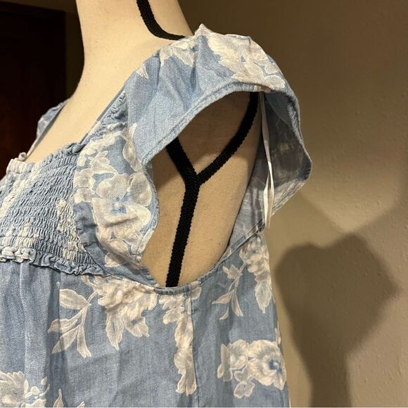 Old Navy Smocked Square Neck Floral Jean Top in Blue NWT - Picture 5 of 11